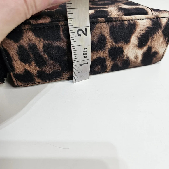 Leopard Print Crossbody Bag with Lots of Compartments - Picture 11 of 12